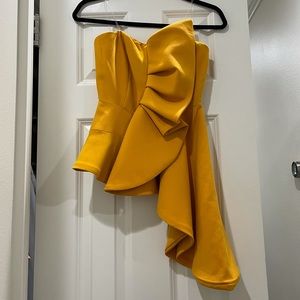 Do + Be Strapless Ruffle Statement Top